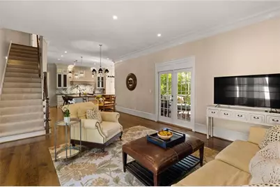 170 Helmsley Drive, Atlanta, GA 30327 - Photo 19