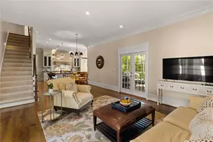 170 Helmsley Dr, Atlanta, GA 30327 - Photo 19