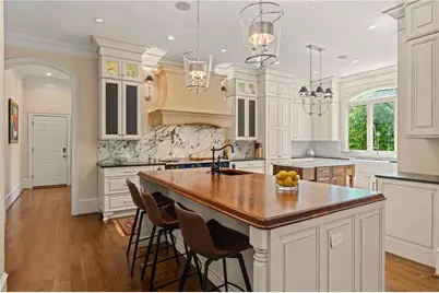 170 Helmsley Drive, Atlanta, GA 30327 - Photo 25