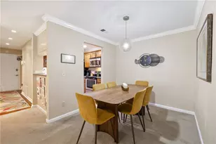 525 Warm Springs Cir, Roswell, GA 30075 - Photo 5