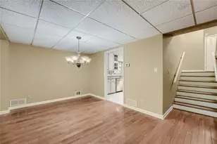 4190 D'Youville Trce, Atlanta, GA 30341 - Photo 9