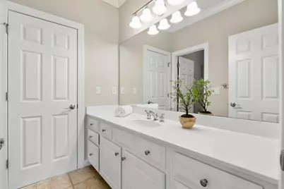 250 Enclave, Atlanta, GA 30342 - Photo 33
