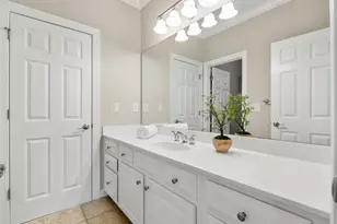 250 Enclave, Atlanta, GA 30342 - Photo 33