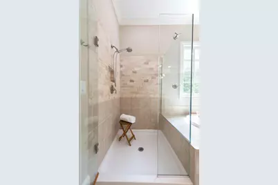 250 Enclave, Atlanta, GA 30342 - Photo 27