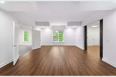250 Enclave, Atlanta, GA 30342 - Photo 39