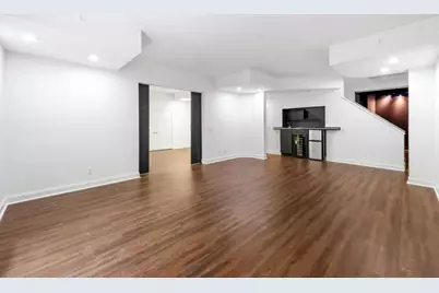 250 Enclave, Atlanta, GA 30342 - Photo 37