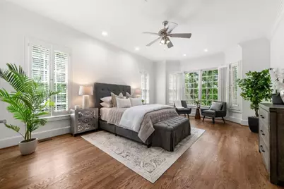 250 Enclave, Atlanta, GA 30342 - Photo 19
