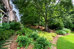 250 Enclave, Atlanta, GA 30342 - Photo 45