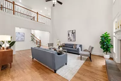 250 Enclave, Atlanta, GA 30342 - Photo 17