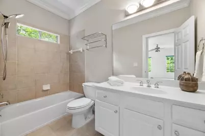 250 Enclave, Atlanta, GA 30342 - Photo 35