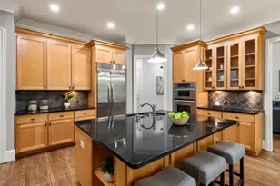 250 Enclave, Atlanta, GA 30342 - Photo 9