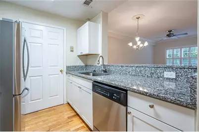 1075 Peachtree Walk NE #A205, Atlanta, GA 30309 - Photo 5