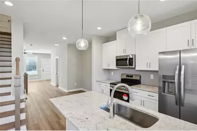 1095 Tucker Avenue #401, Atlanta, GA 30310 - Photo 3