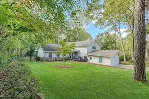 1185 Lake Colony Dr, Marietta, GA 30068 - Photo 11