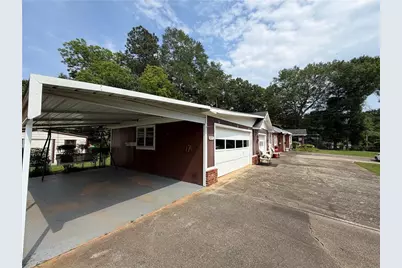 401 Latimore Avenue, Buford, GA 30518 - Photo 3