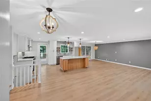 2037 Longview Way, Chamblee, GA 30341 - Photo 3