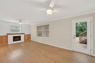 2037 Longview Way, Chamblee, GA 30341 - Photo 9