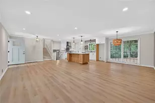 2037 Longview Way, Chamblee, GA 30341 - Photo 7