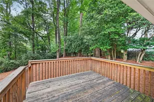 2037 Longview Way, Chamblee, GA 30341 - Photo 25