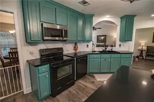535 Embassy Walk, Winder, GA 30680 - Photo 9