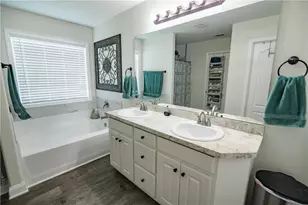 535 Embassy Walk, Winder, GA 30680 - Photo 27