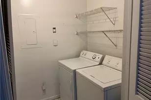 612 Granville Ct, Atlanta, GA 30328 - Photo 21