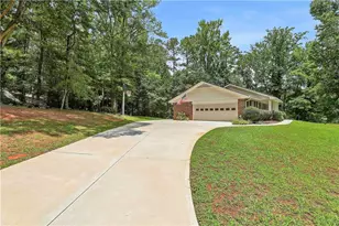 6650 Corico Way, Fairburn, GA 30213 - Photo 3