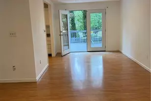 10415 Plantation Bridge Dr, Alpharetta, GA 30022 - Photo 9