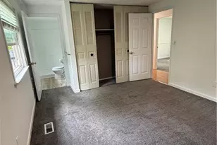 10415 Plantation Bridge Dr, Alpharetta, GA 30022 - Photo 17