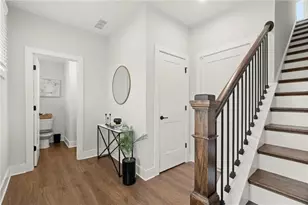146 Chestnut Cir, Atlanta, GA 30342 - Photo 3