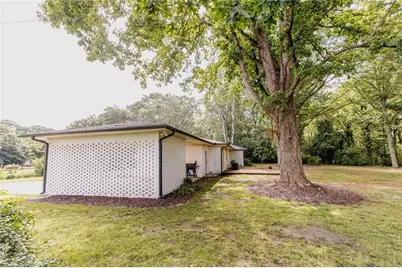 1233 Bethlehem Road, Statham, GA 30666 - Photo 37