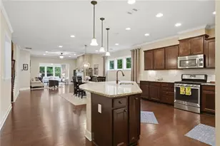 2004 Blossom Hill Dr, Roswell, GA 30076 - Photo 9
