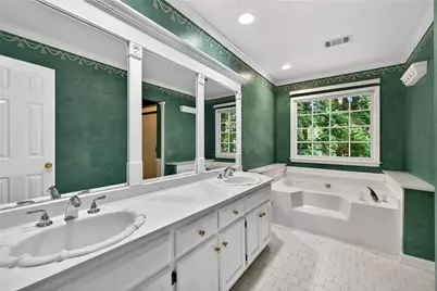 3359 Woodrock Lane, Snellville, GA 30078 - Photo 17