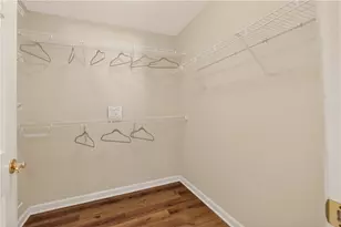 303 Village Ln, Roswell, GA 30075 - Photo 33