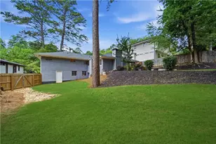 1447 Brook Valley Ln NE, Atlanta, GA 30324 - Photo 33