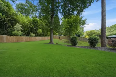 1447 Brook Valley Lane NE, Atlanta, GA 30324 - Photo 31