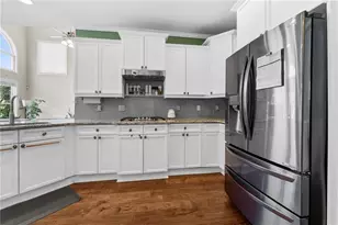 313 Ambrose Creek Dr, Buford, GA 30518 - Photo 23