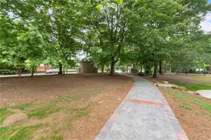 152 Color Cir, Atlanta, GA 30317 - Photo 39