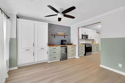 8011 Huntcliff Road, Woodstock, GA 30189 - Photo 3