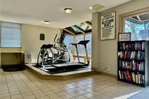 2285 Peachtree Rd NE, Atlanta, GA 30309 - Photo 19