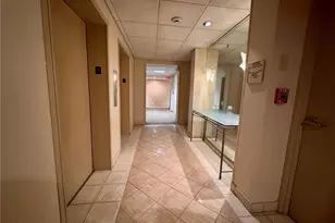 2285 Peachtree Rd NE, Atlanta, GA 30309 - Photo 17