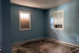 8122 Puckett St, Covington, GA 30014 - Photo 5