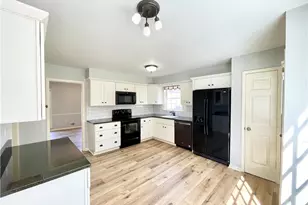 1721 Emerson Ct, Marietta, GA 30062 - Photo 13