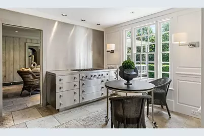 1727 W Paces Ferry Road NW, Atlanta, GA 30327 - Photo 9