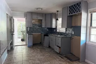 683 Skipper Dr NW, Atlanta, GA 30318 - Photo 5