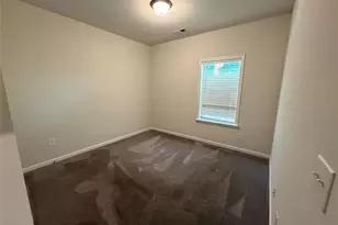 311 Mahone Dr, Lilburn, GA 30047 - Photo 13