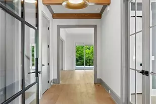 160 Lake Estates Dr, Roswell, GA 30075 - Photo 5
