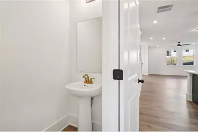 1617 Worley Way NW, Atlanta, GA 30318 - Photo 11