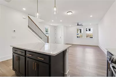 1617 Worley Way NW, Atlanta, GA 30318 - Photo 9