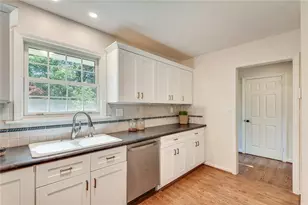 1275 Oak Grove Dr, Decatur, GA 30033 - Photo 9